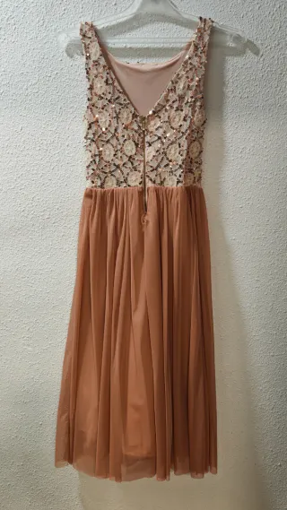 Vestido de fiesta beig y naranja claro