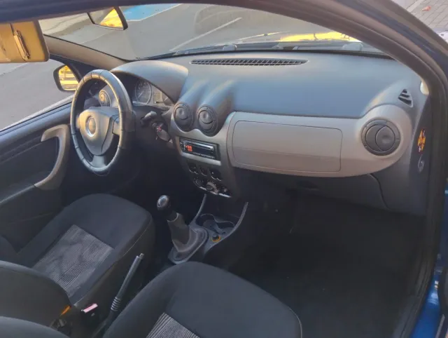 Dacia Sandero 2010 sólo 155000 km 1 propietario