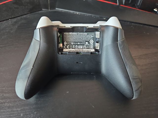 Mando Xbox Series X Plata