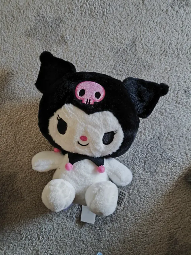 Peluche Kuromi 25 cm