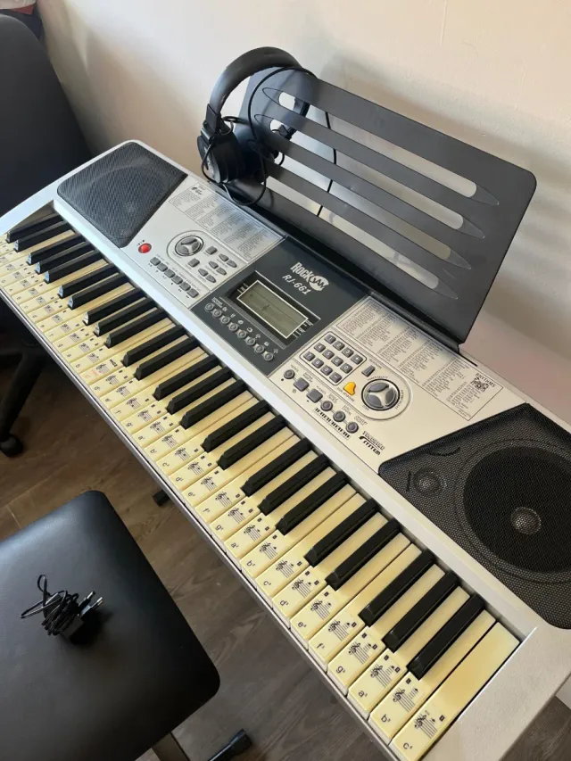 Teclado Piano Rock Jam RJ-661 + soporte y banqueta