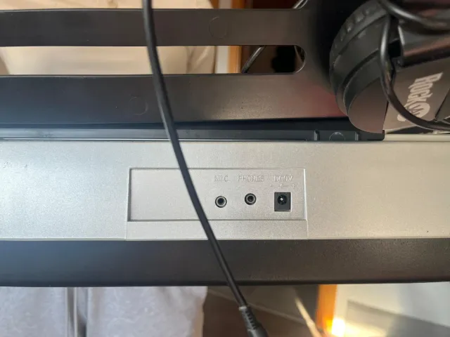 Teclado Piano Rock Jam RJ-661 + soporte y banqueta