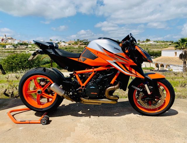 KTM Superduke 1290 EVO