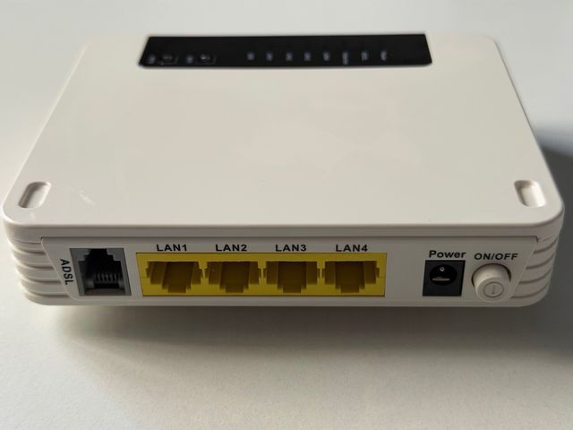 Router WiFi ADSL Comtrend AR-5307 - 300Mbps - Comp