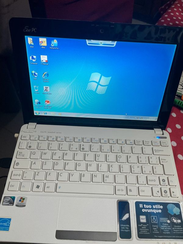 Netbook ASUS Intel Atom Bianco