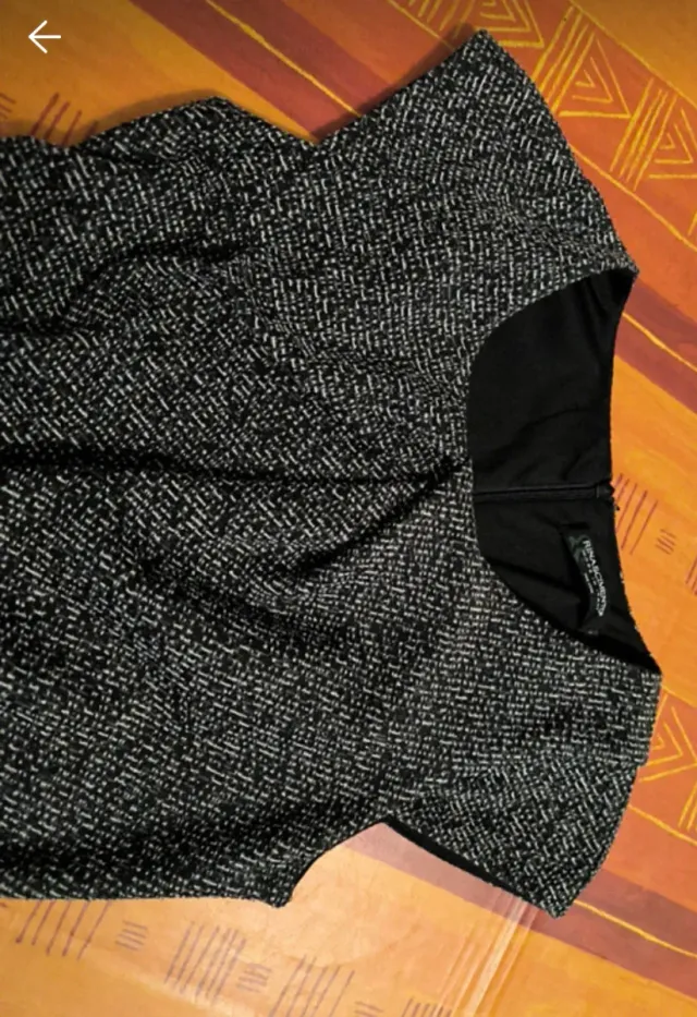 Elegante e pratico vestito Rinascimento