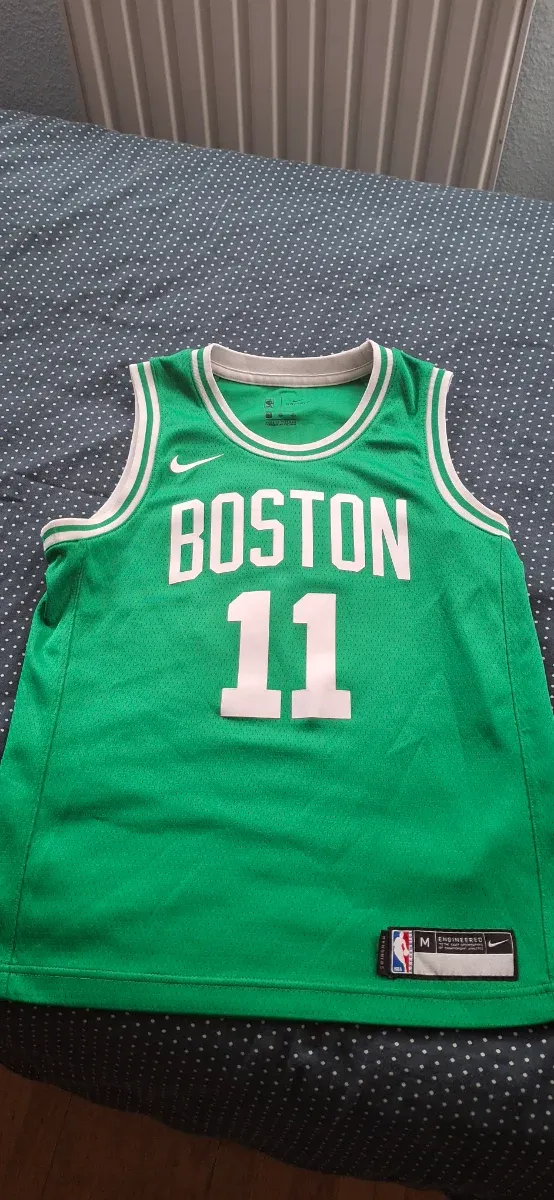 Camiseta Boston Celtics #11 Verde Talla M 8-12 año