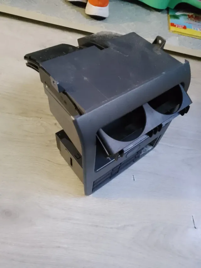 Consola Central Vito W638 Clase V