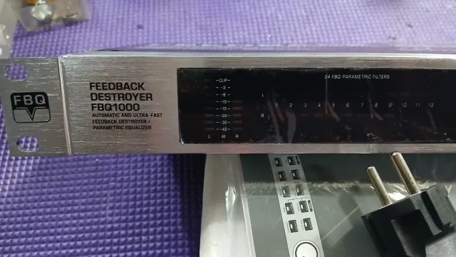 Behringer FBQ1000 Feedback Destroyer EQ