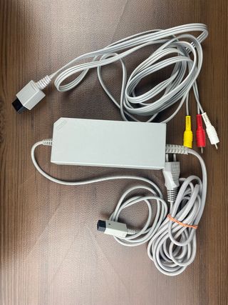 Nintendo Wii + Wiimote + Cavi