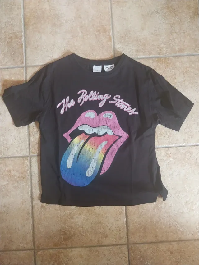T-shirt con bocca e lingua arcobaleno dei Rolling Stones