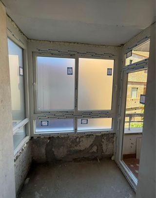 Montaje y fabricación ventanas PVC y aluminio