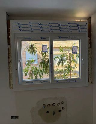 Montaje y fabricación ventanas PVC y aluminio