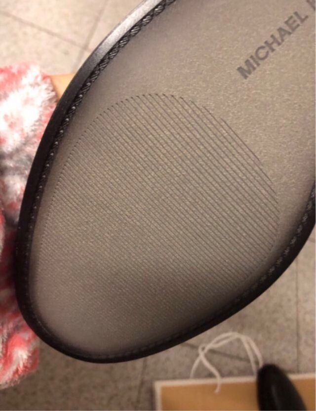 Botines Michael Kors Negros con Detalles Plateados