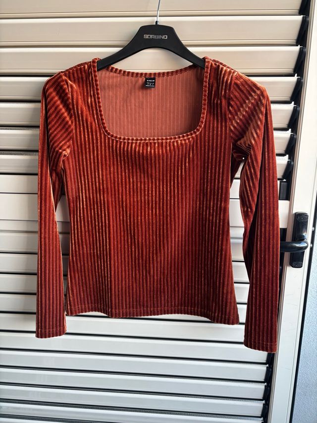 Maglia in velluto a coste arancione