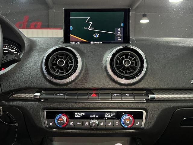 Audi A3 sport edition 1.5 TFSI CoD EVO Sedan