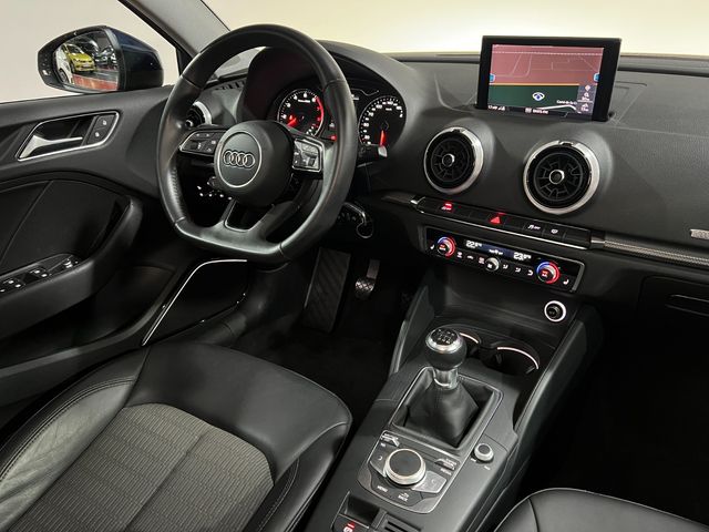 Audi A3 sport edition 1.5 TFSI CoD EVO Sedan