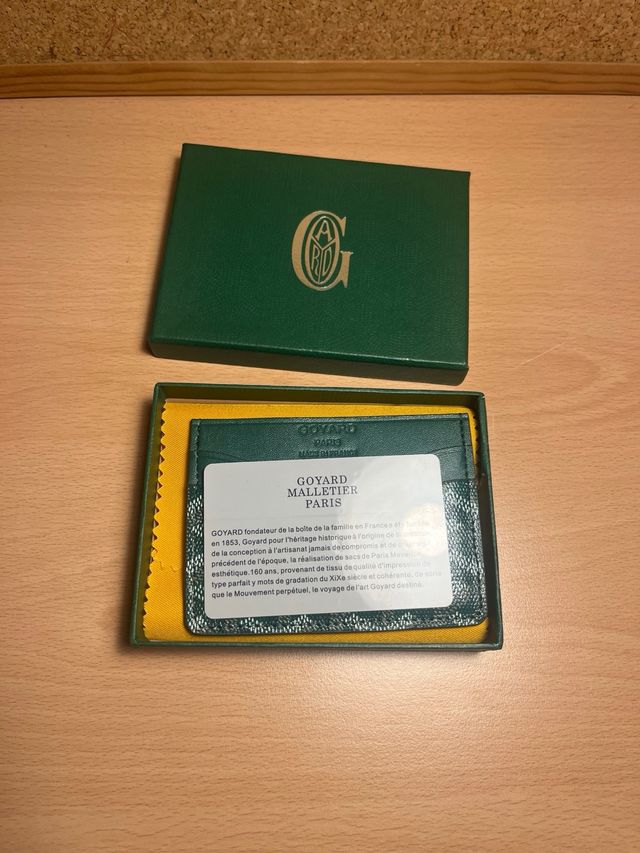 Tarjetero Goyard Verde