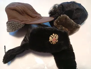 Tre cappelli invernali uomo