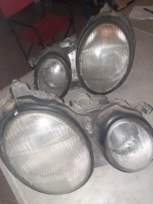 Faros Mercedes-Benz Clase E