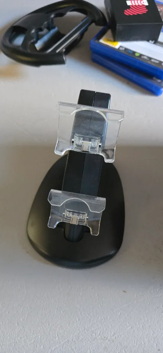 Soporte 2 mandos PS4 con Base carga