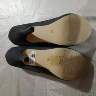 Zapatos de tacón grises talla 40
