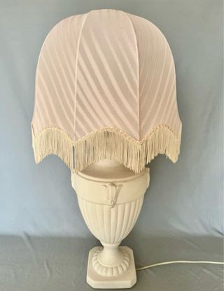 Lampada da salotto rosa e bianca