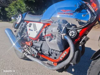 Moto Guzzi V7 Cafe Racer Edición Limitada