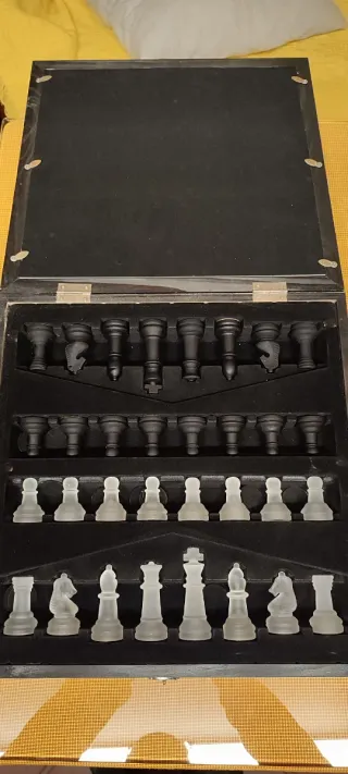 Tablero Ajedrez Cristal Negro y Transparente