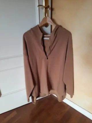 Sudadera con capucha marrón hombre