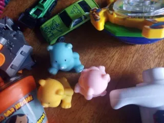 Lote de juguetes infantiles