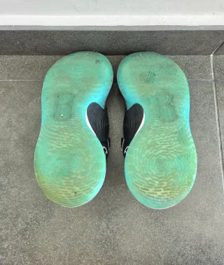 Zapatillas Nike Kyrie low 3 "moon glow".