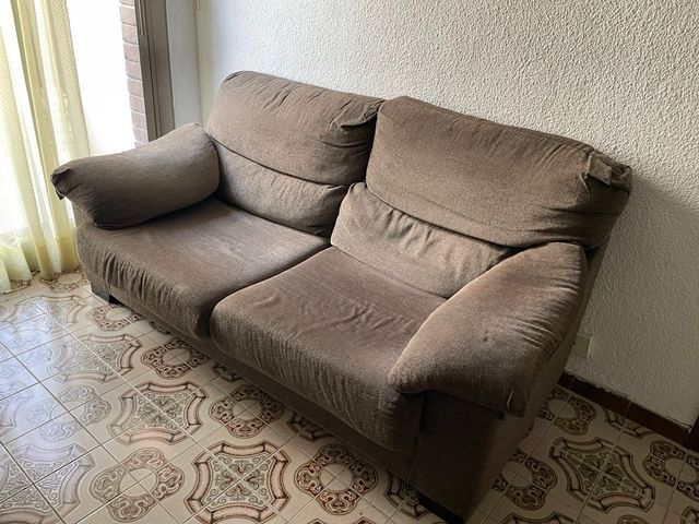 REGALO Sofá de 2 plazas (recogida en BCN)