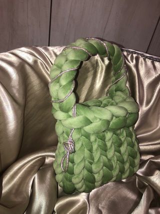 Borsa artigianale verde con strass