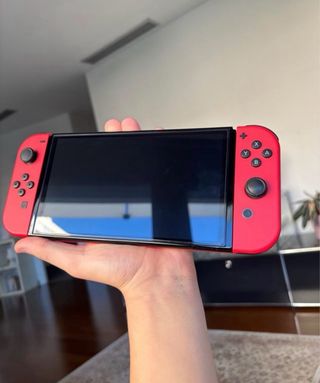 Nintendo Switch OLED Roja impoluta+ Juegos