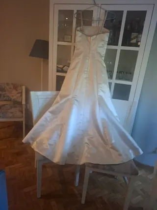 Vestido largo color crema