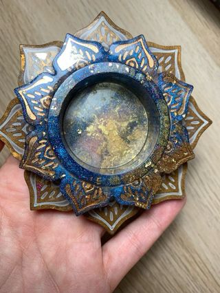 Portacandele in resina blu e oro