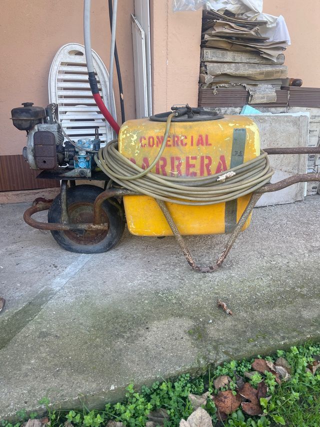 Carretilla sulfatadora Carrera