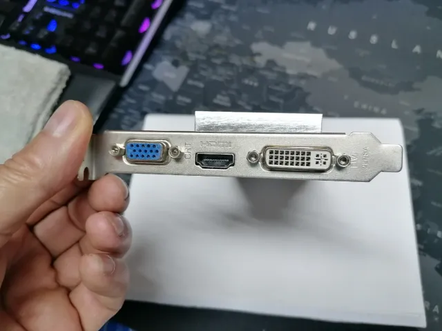 Tarjeta Gráfica MSI 1GB