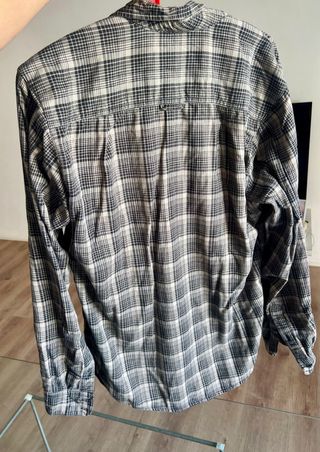 Camisa Adidas cuadros gris y blanco