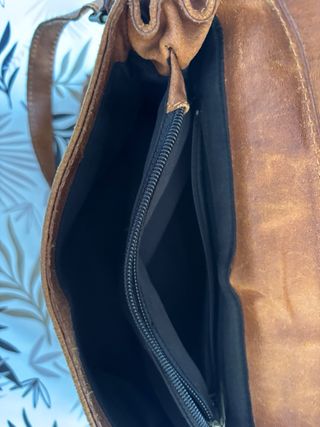 Bolso de cuero marrón