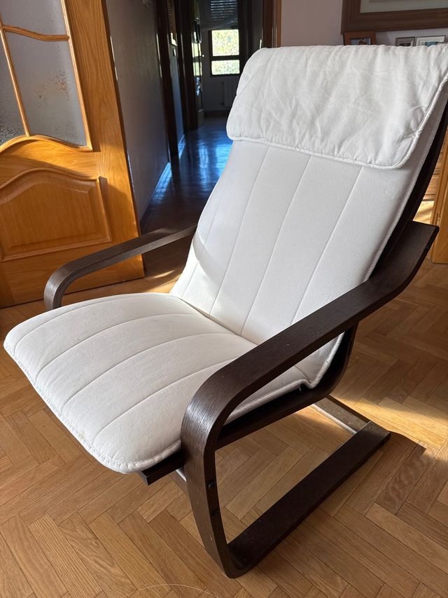 Sillón reclinable Ikea madera y tela