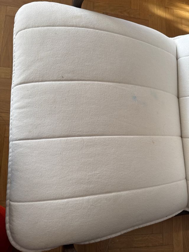 Sillón reclinable Ikea madera y tela