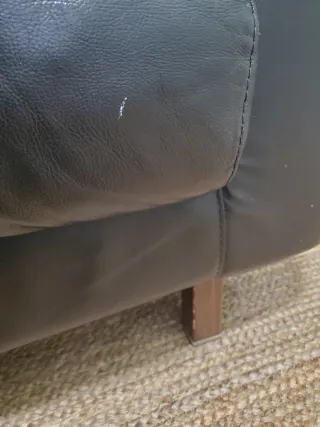 Butaca de piel negra