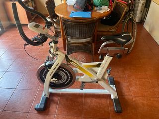 Bicicleta Estática BH Sprint Bike One