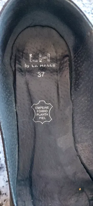 Zapatos de tacón de piel negros talla 37