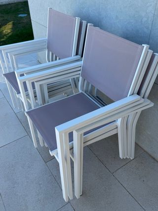 Conjunto mesa extensible y sillas exterior metal