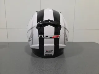Casco de moto integral blanco con diseño