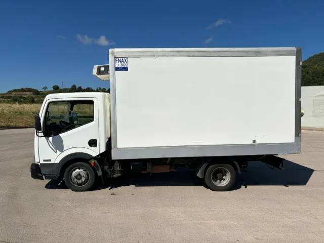Nissan Cabstar