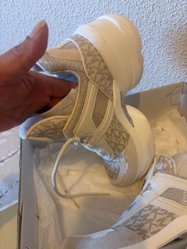 Zapatillas Michael Kors Beige/Plata